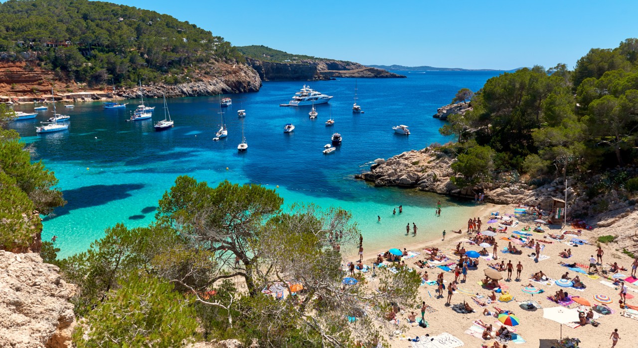  Plage et crique de Cala Salada à Ibiza